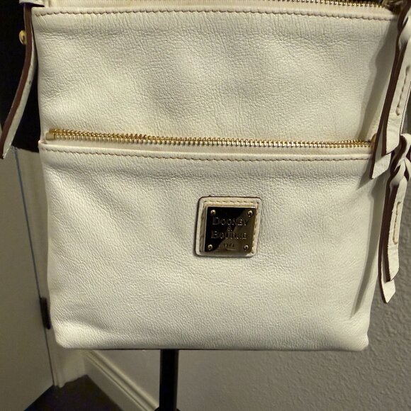 Dooney & Bourke Handbags - Dooney & Bourke Florentine Allison Pebble Crossbody